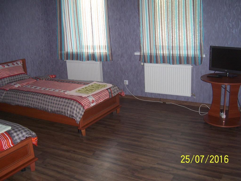 Apartments In Center Винница Экстерьер фото