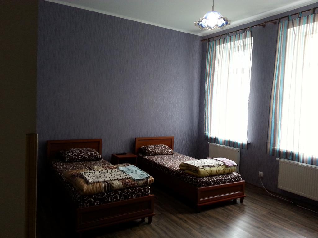 Apartments In Center Винница Экстерьер фото