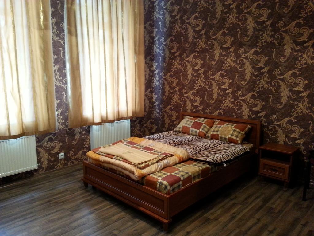 Apartments In Center Винница Экстерьер фото